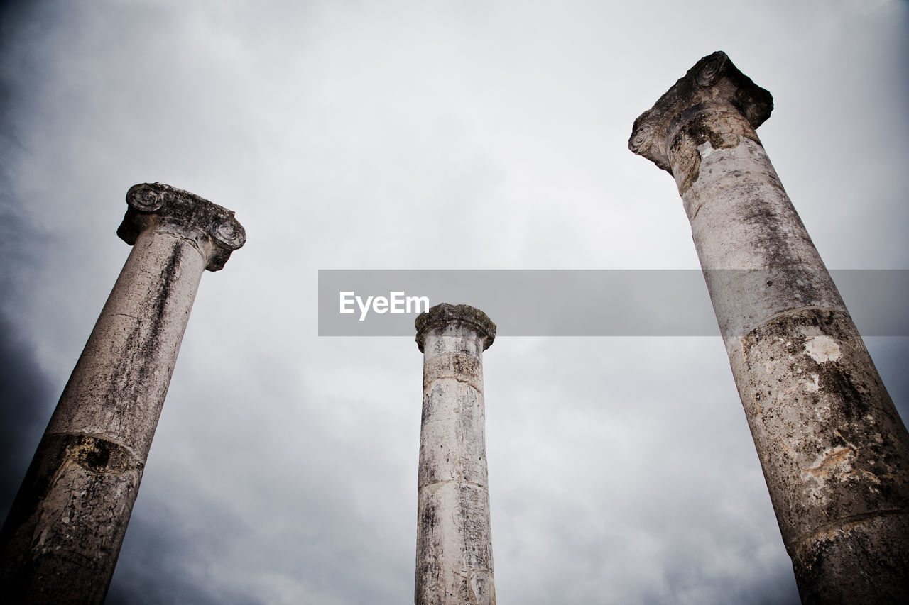 LOW ANGLE VIEW OF OLD RUIN