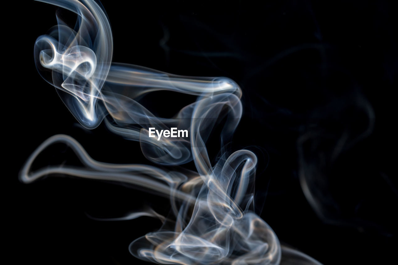 CLOSE-UP OF SMOKE