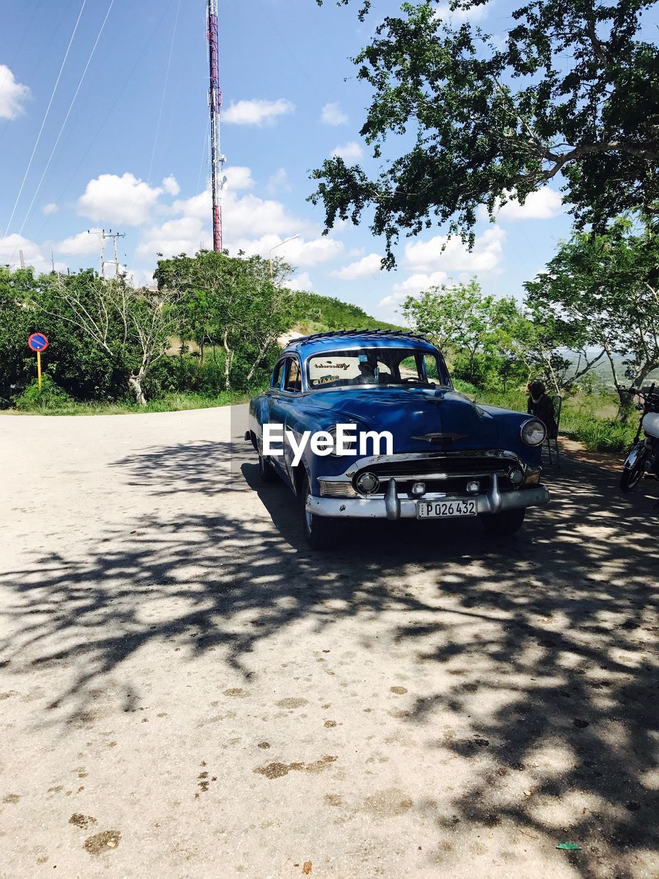 CAR ON ROAD