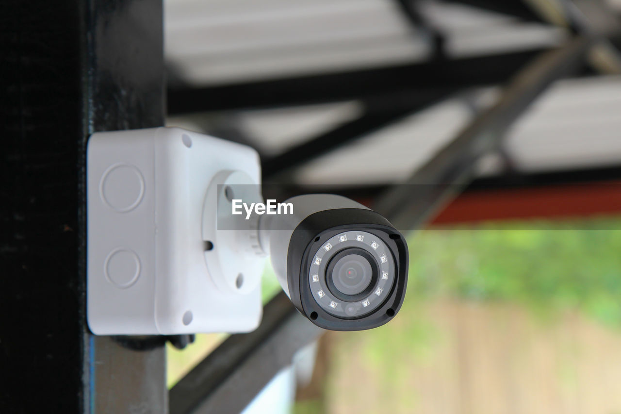 CLOSE-UP OF CAMERA ON METAL