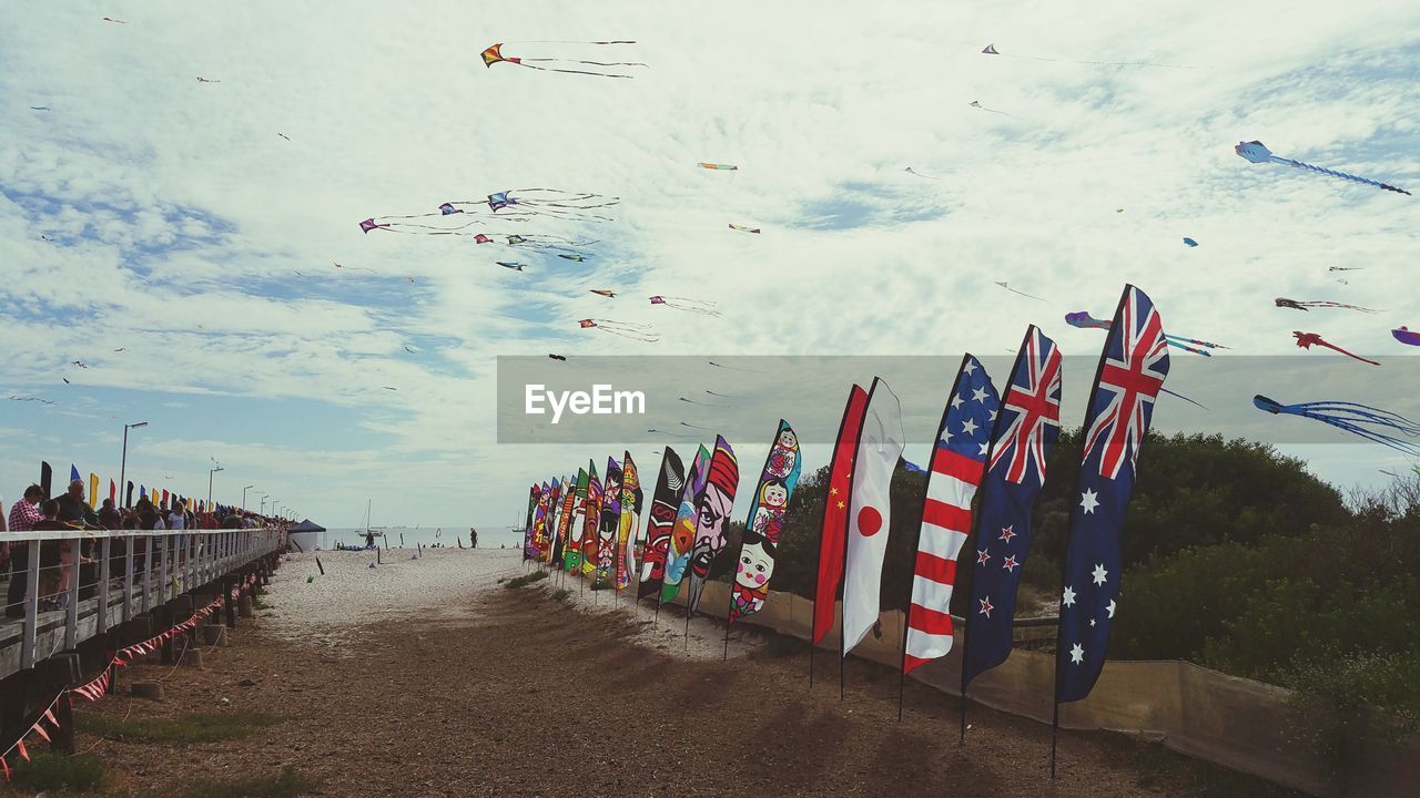 PANORAMIC VIEW OF BEACH