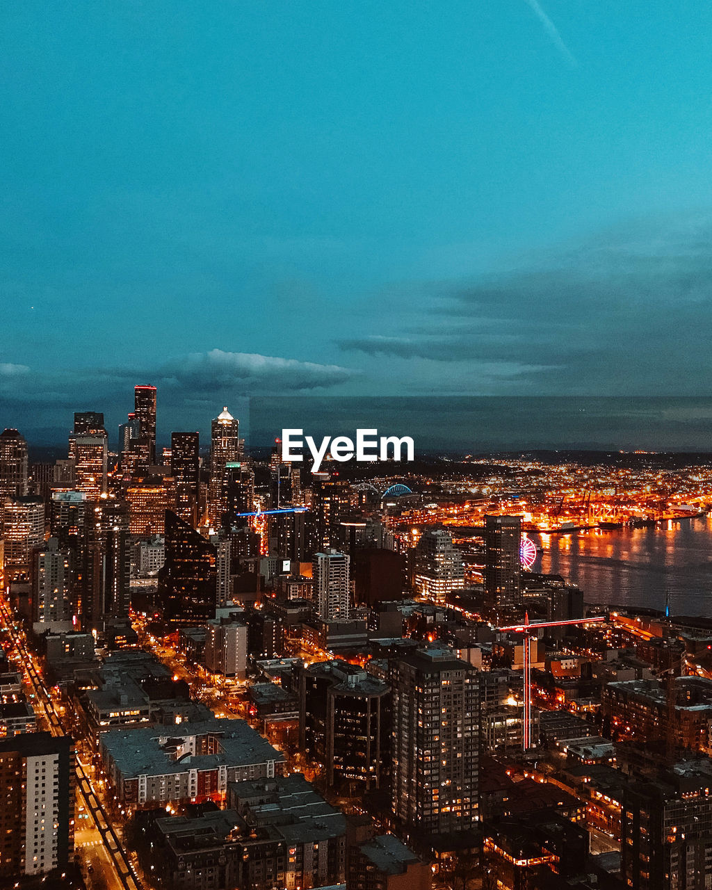 Panoramic view of seattle from the space needle