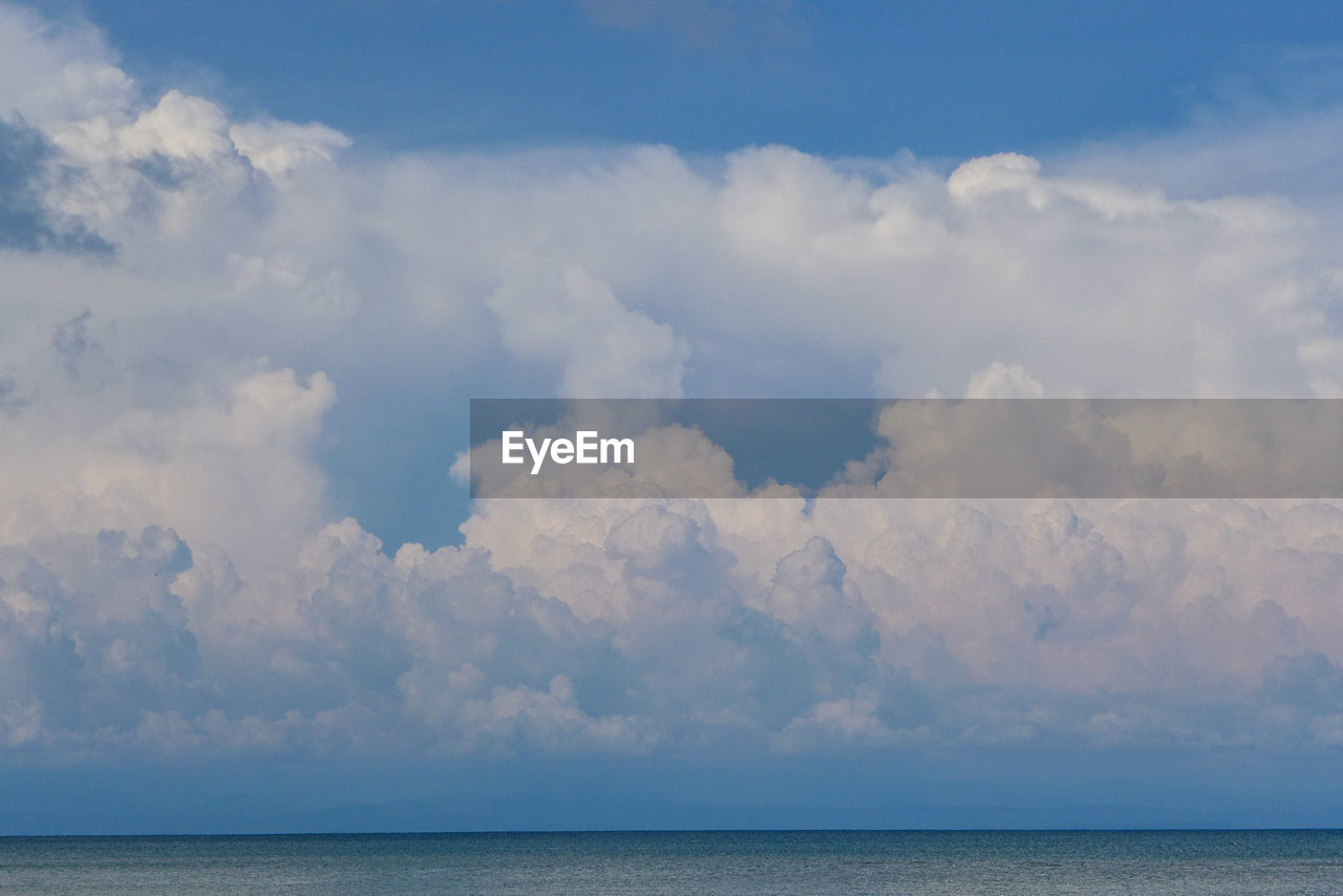 VIEW OF SEA AGAINST SKY