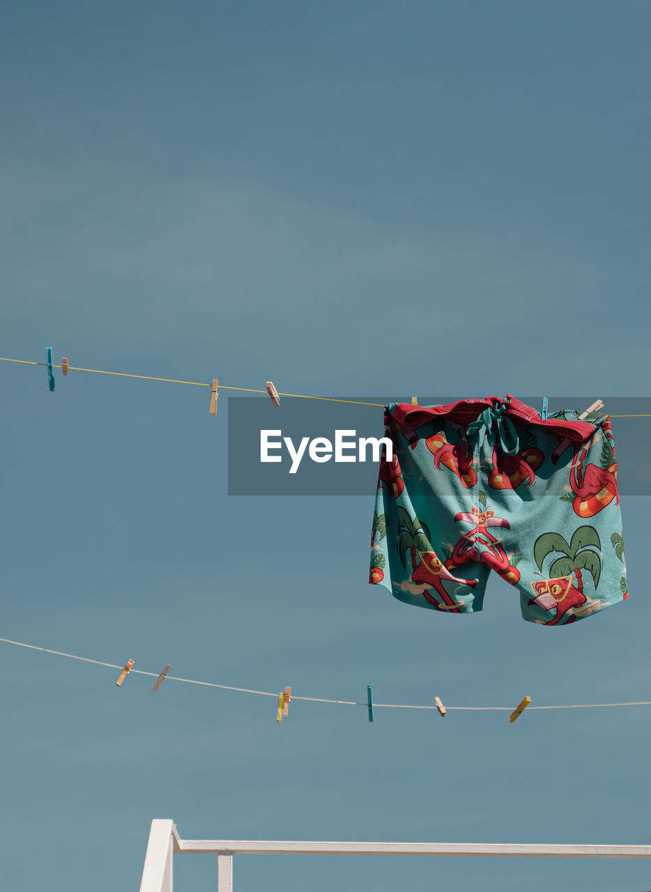 Clothesline poetry..