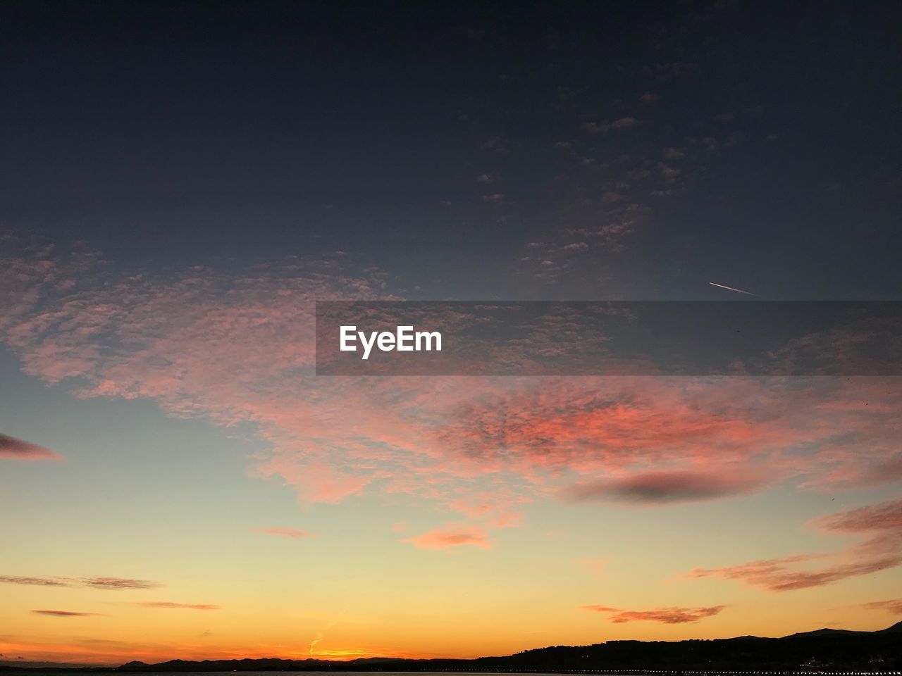 LOW ANGLE VIEW OF SKY AT DUSK