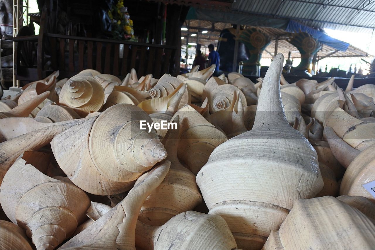 CLOSE-UP OF FOOD FOR SALE AT MARKET