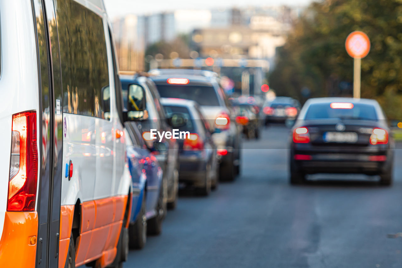 Traffic on road in city