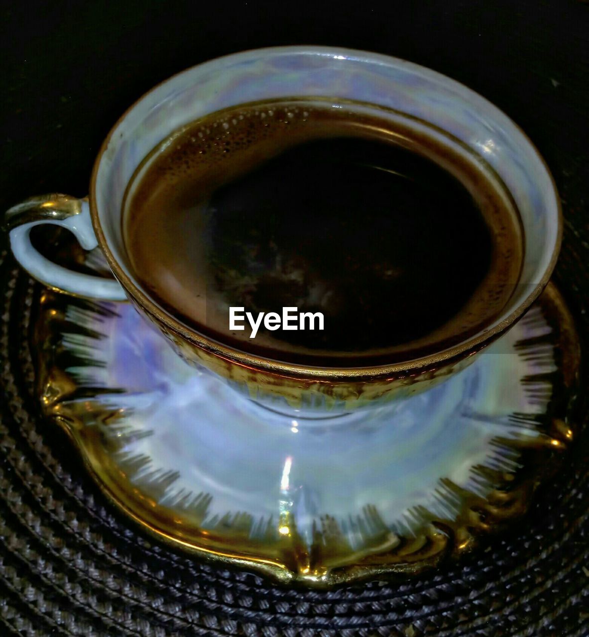 CLOSE-UP OF COFFEE