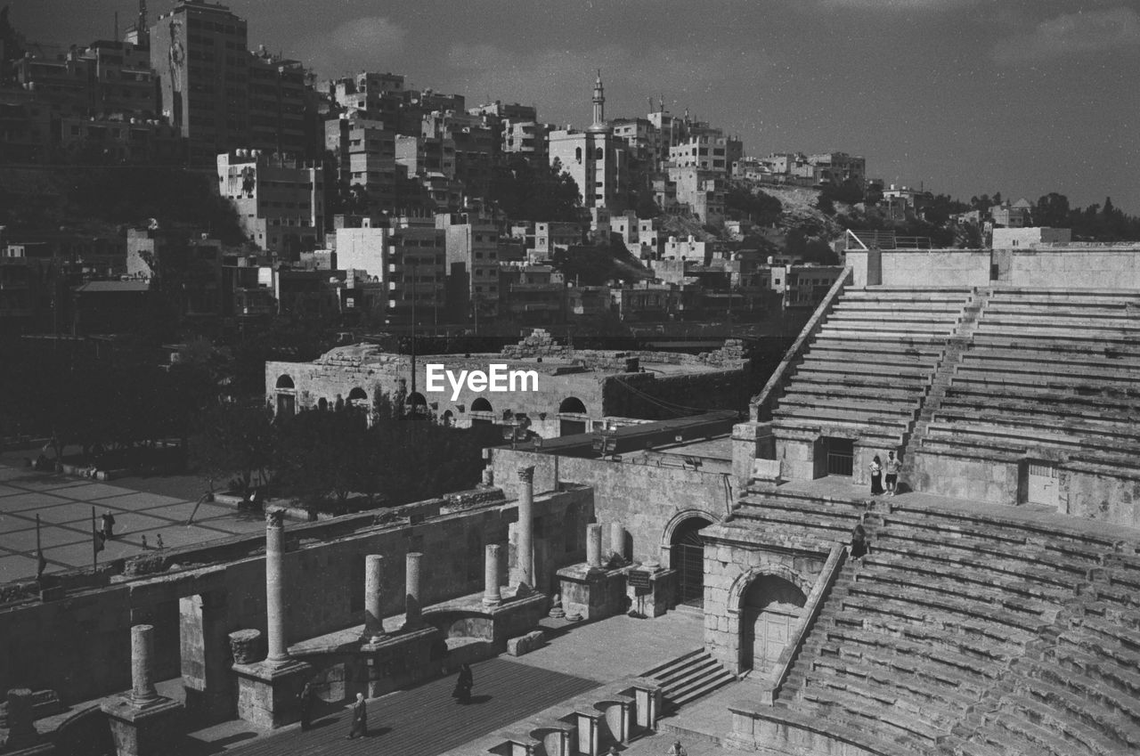 architecture, built structure, building exterior, black and white, high angle view, city, monochrome photography, monochrome, sky, building, nature, cityscape, outdoors, crowd, travel destinations, roof, history, day, residential district, the past