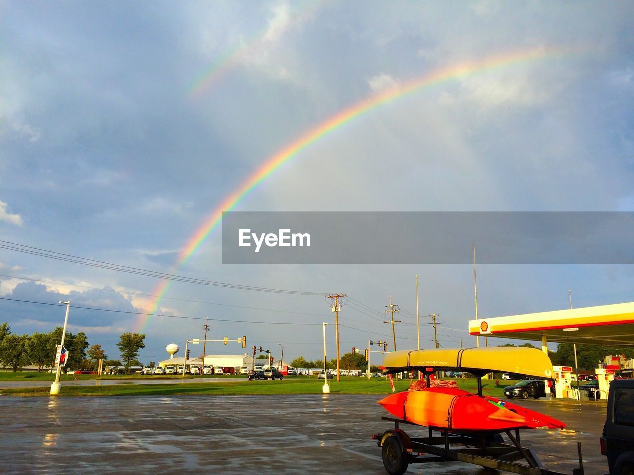 SCENIC VIEW OF RAINBOW OVER SEA