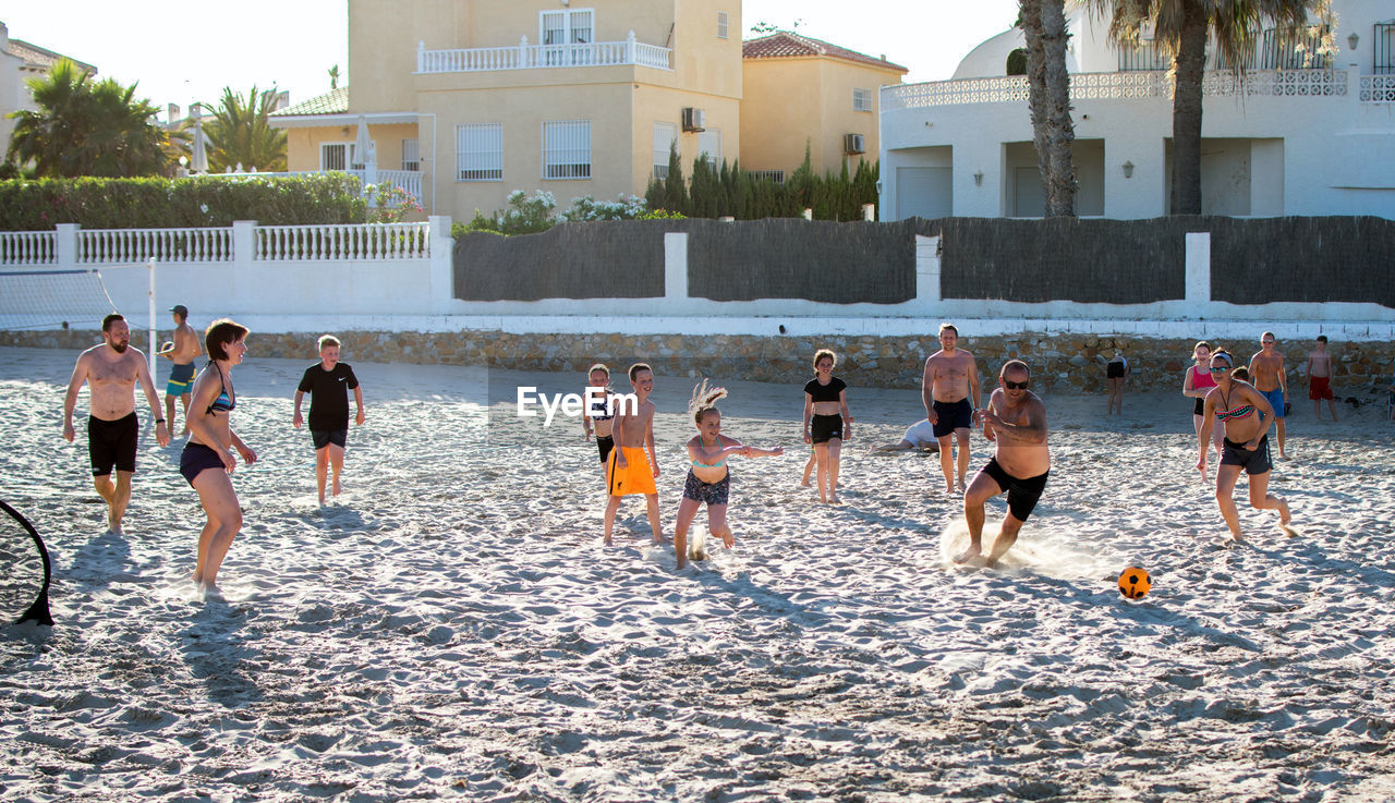 GROUP OF PEOPLE IN WATER