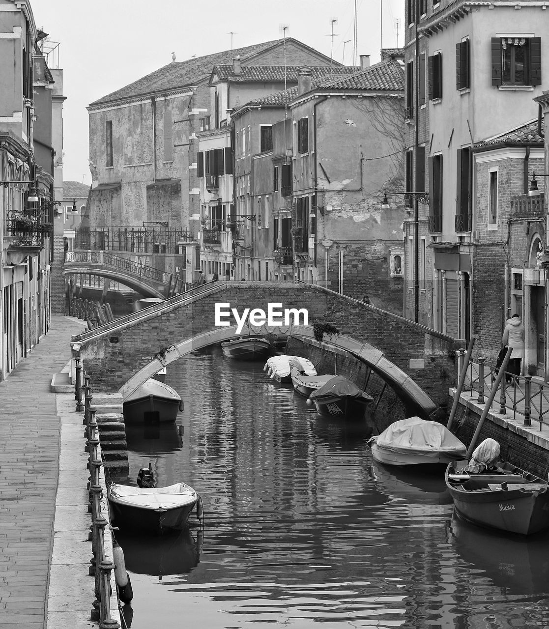 BOATS MOORED ON CANAL