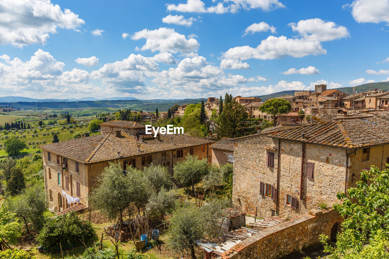 View of an idyllic village in tuscany, italy