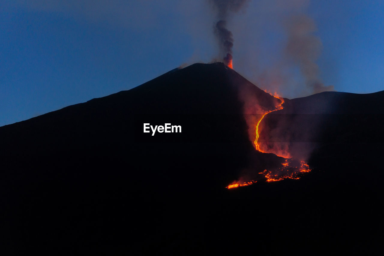 Volcano etna, eruption.