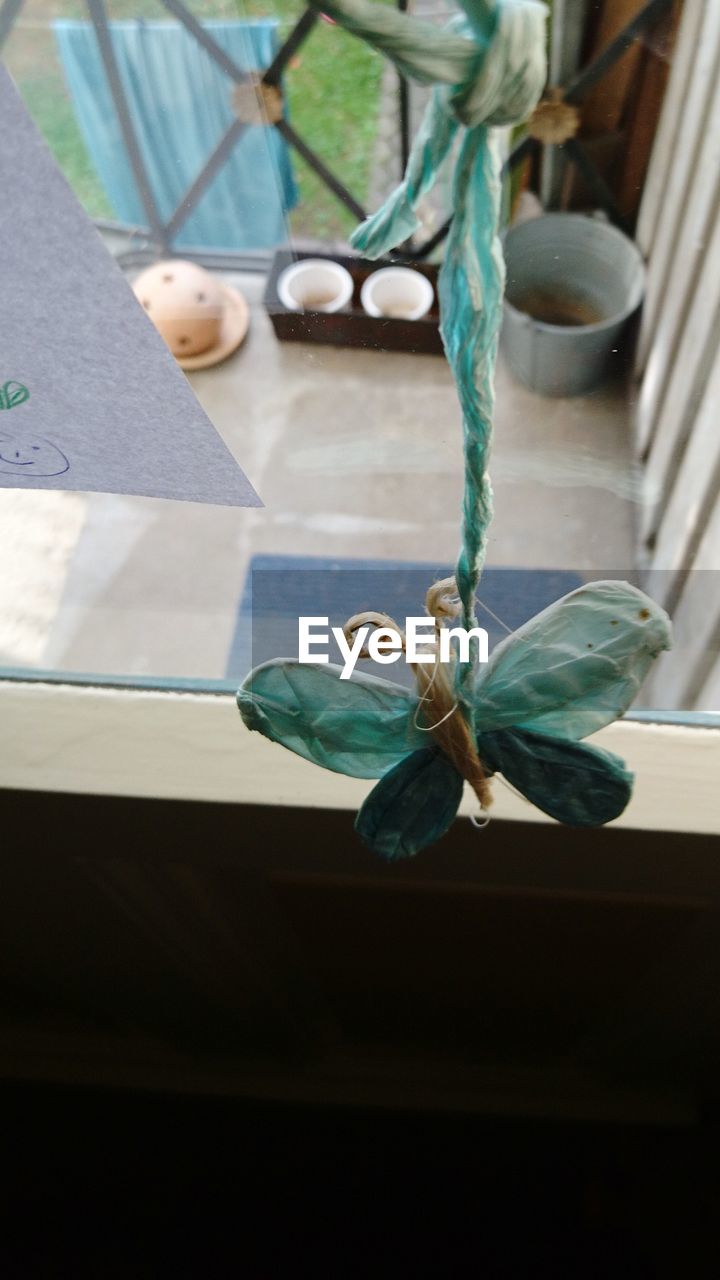 CLOSE-UP OF ROPES ON TABLE