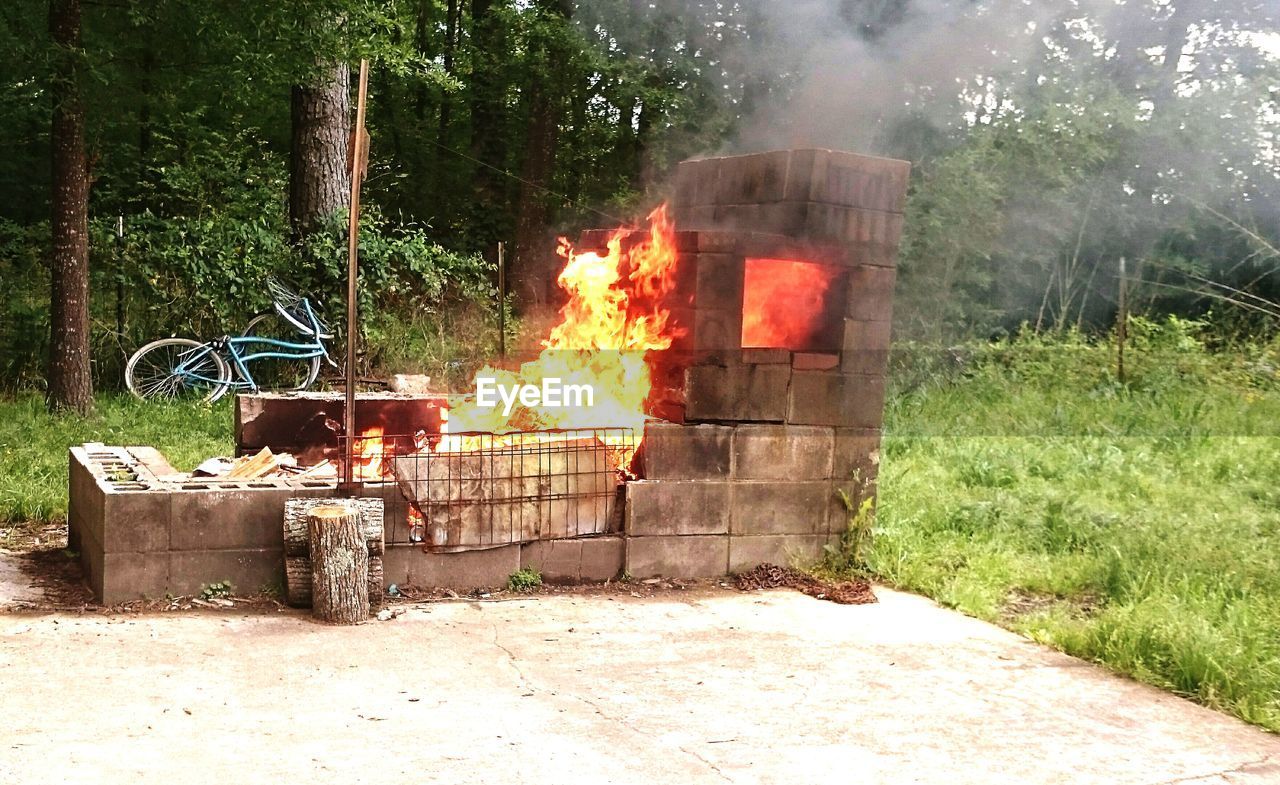 FIRE IN ABANDONED BUILDING