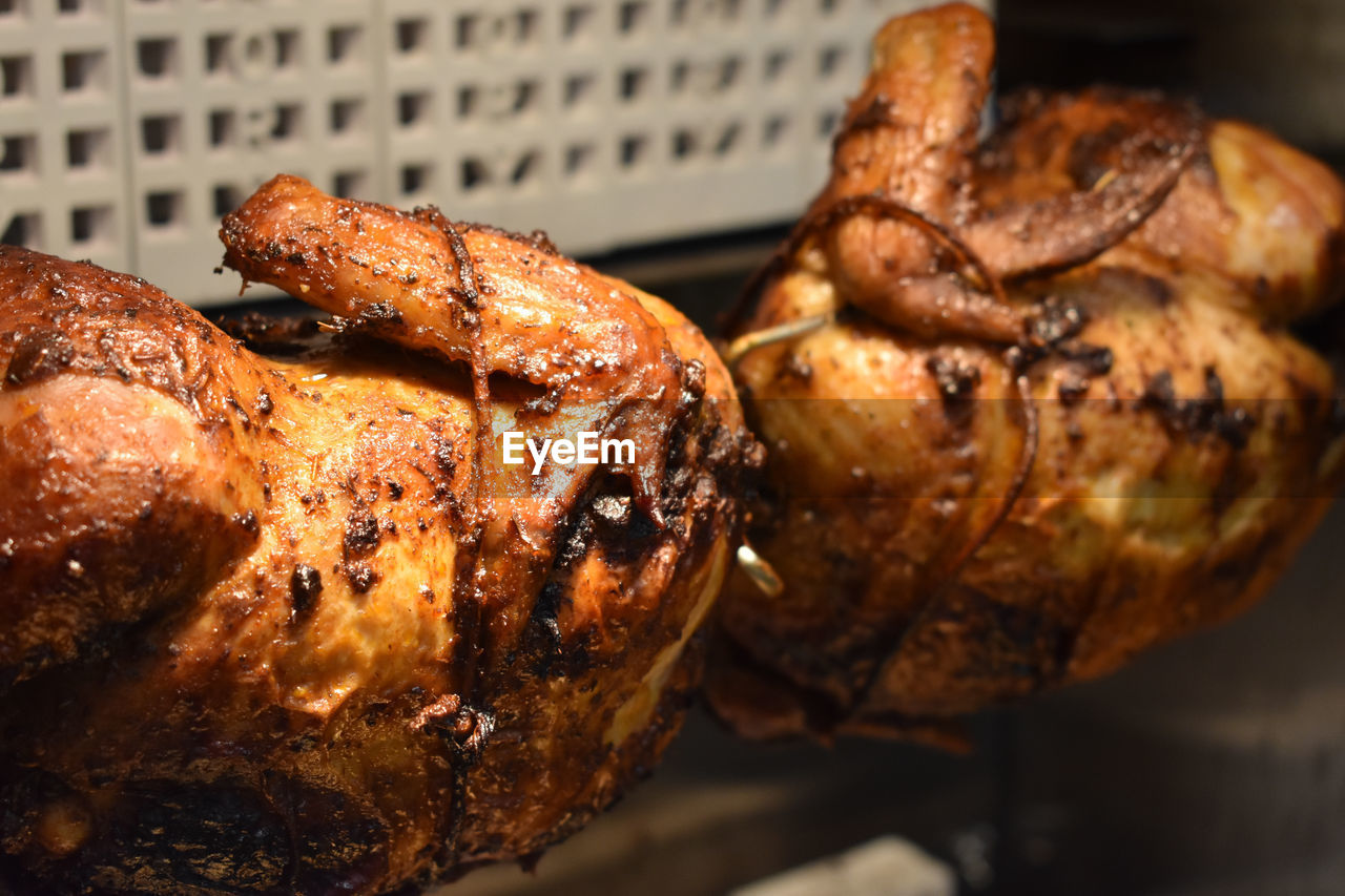 HIGH ANGLE VIEW OF CRAB ON BARBECUE