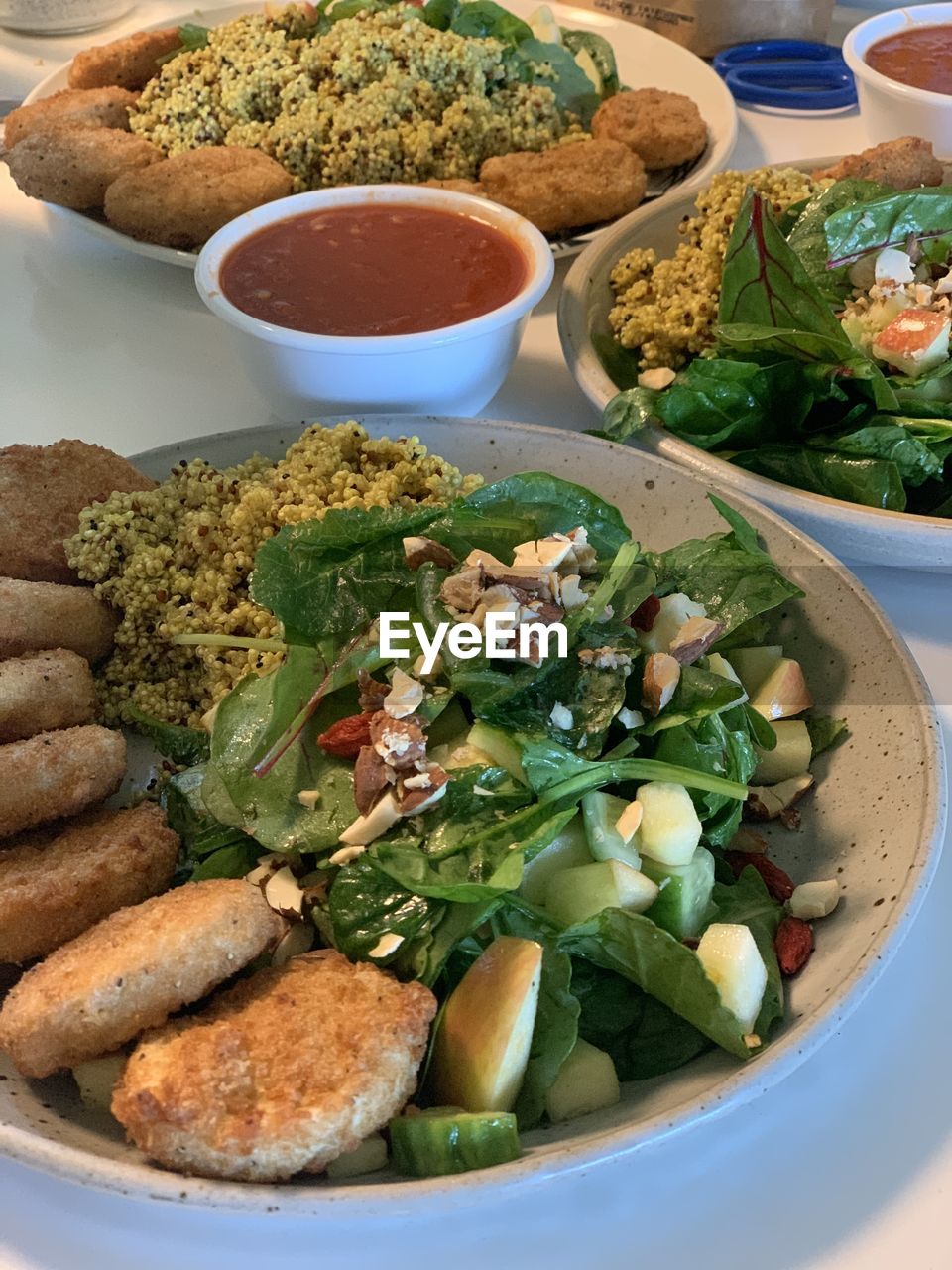 HIGH ANGLE VIEW OF BREAKFAST IN BOWL