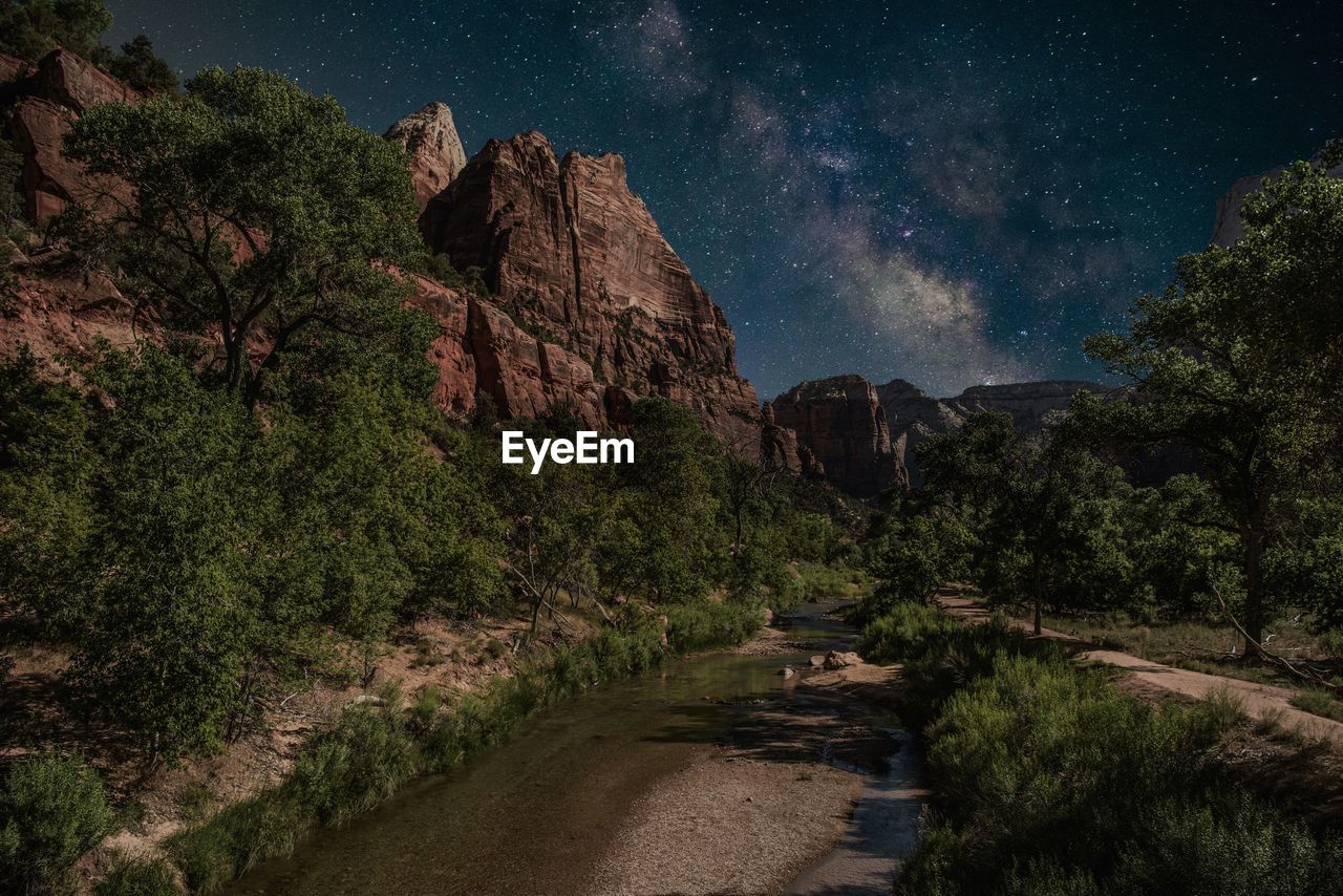 Milky way over mountains at zion national park