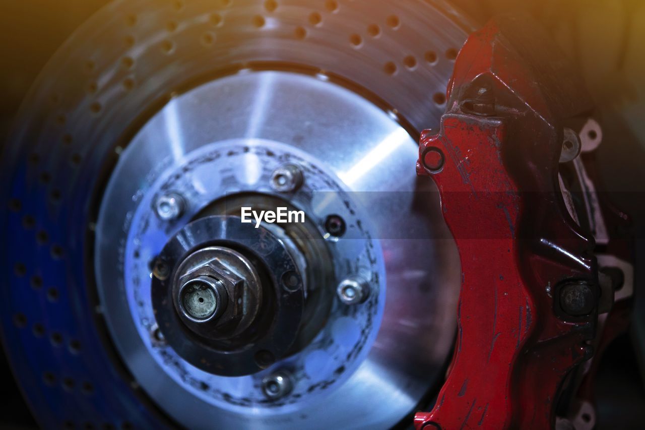 HIGH ANGLE VIEW OF MACHINE PART OF METAL
