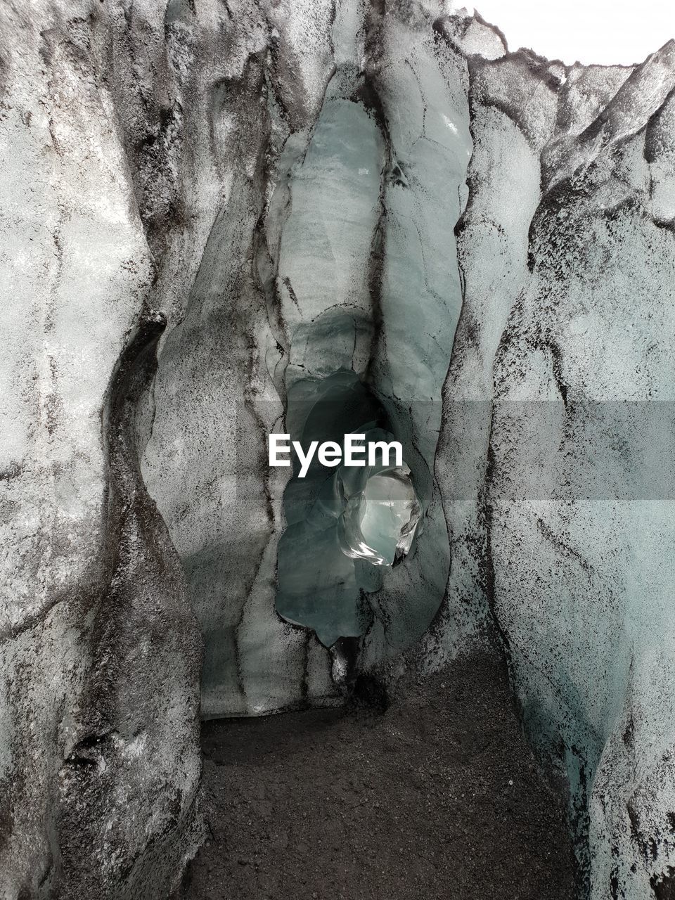 CLOSE-UP OF FROZEN ROCK