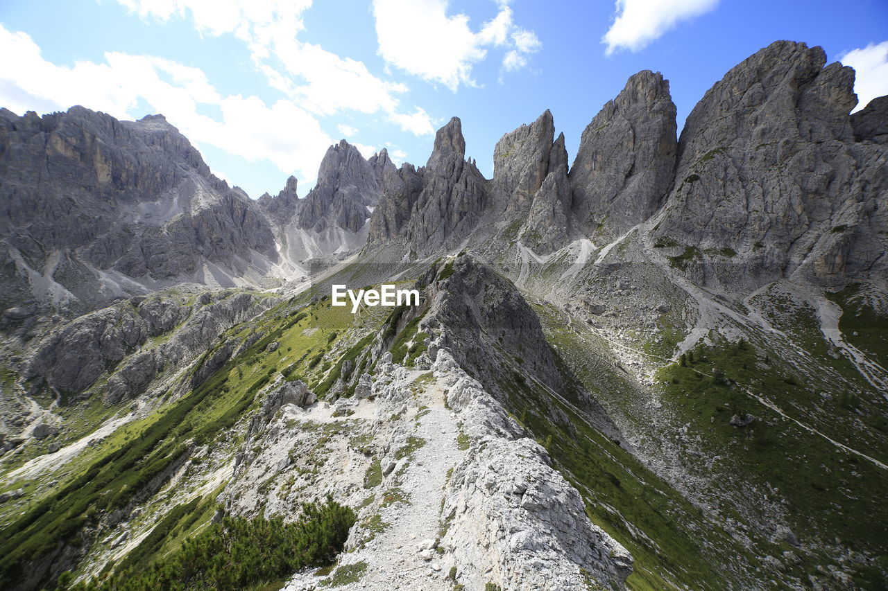 Cadini di misurina famous spot view, dolomite alps, italy, trentino alto adige