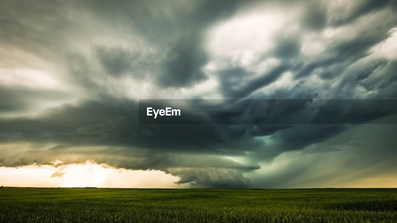 Cloudy, clodus of rain, balck color of clouds, rainy strom