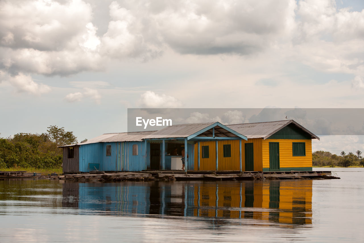 BUILT STRUCTURE AGAINST LAKE