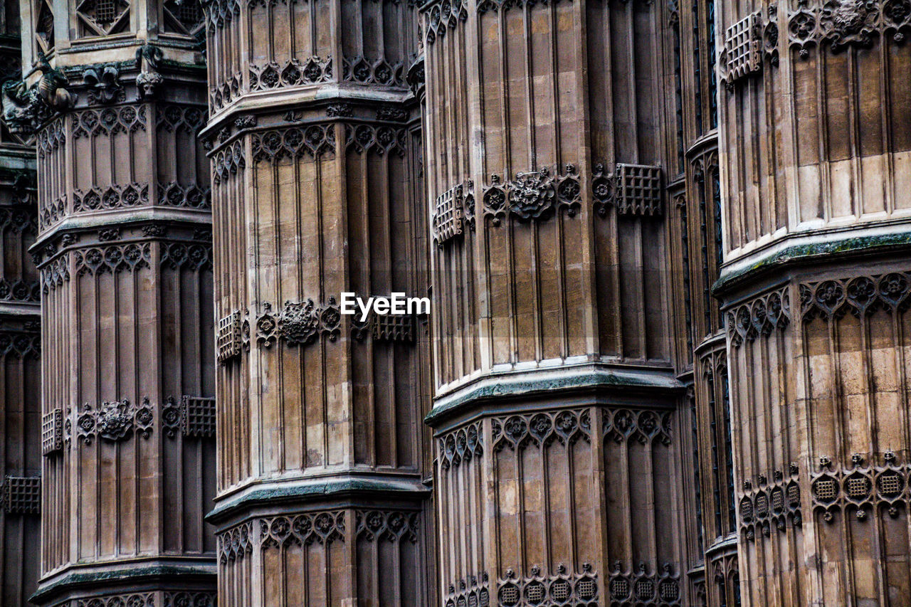 Full frame shot of columns sequence 