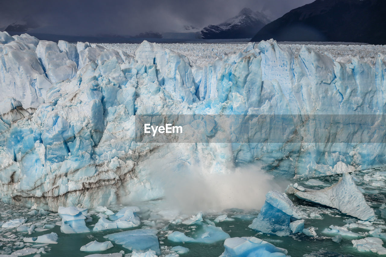 Ice melting - glacier