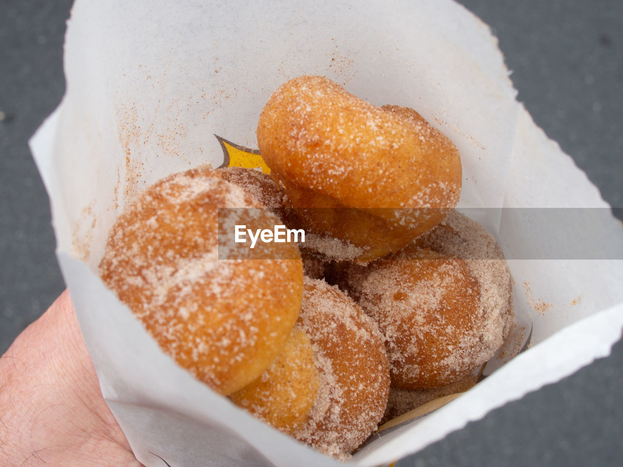 HIGH ANGLE VIEW OF ICE CREAM ON PAPER