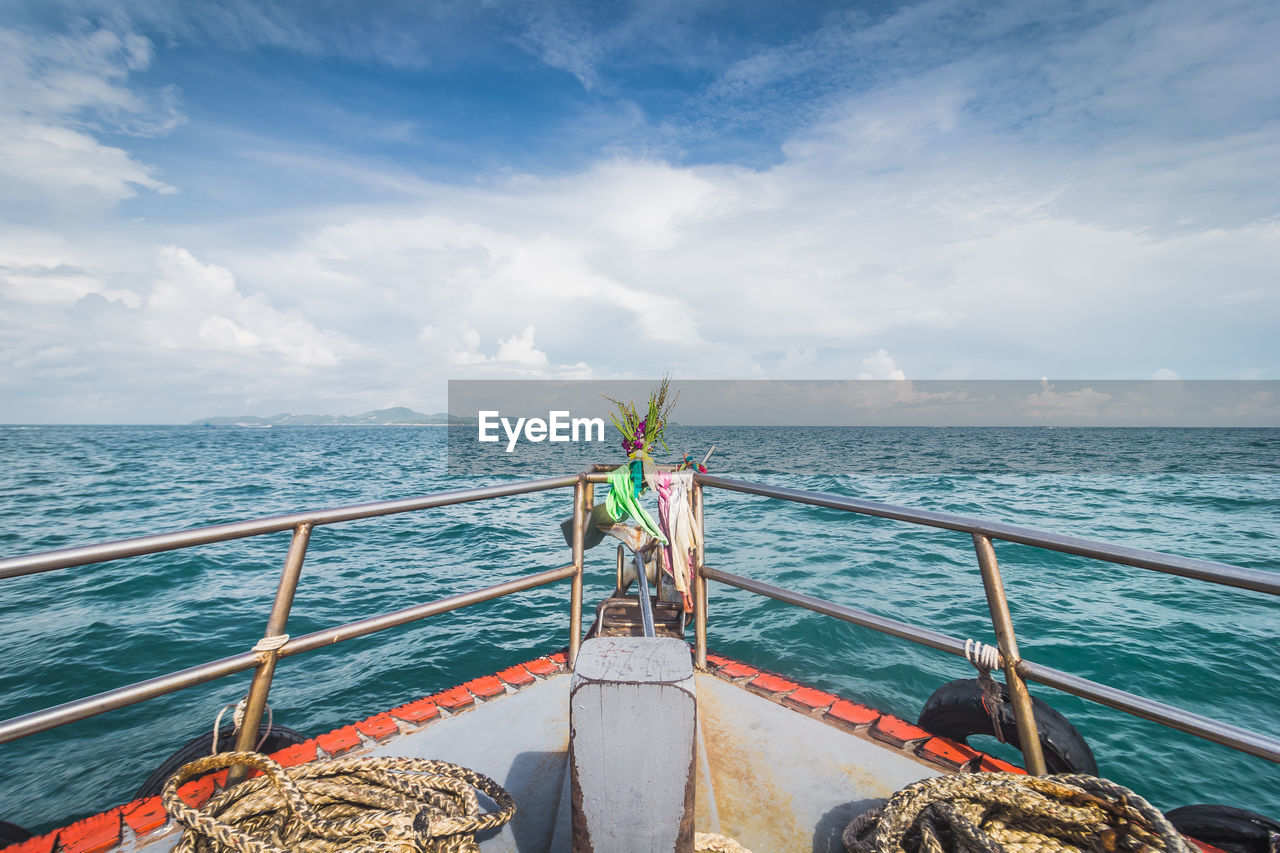 The boat sailing in the sea of thailand