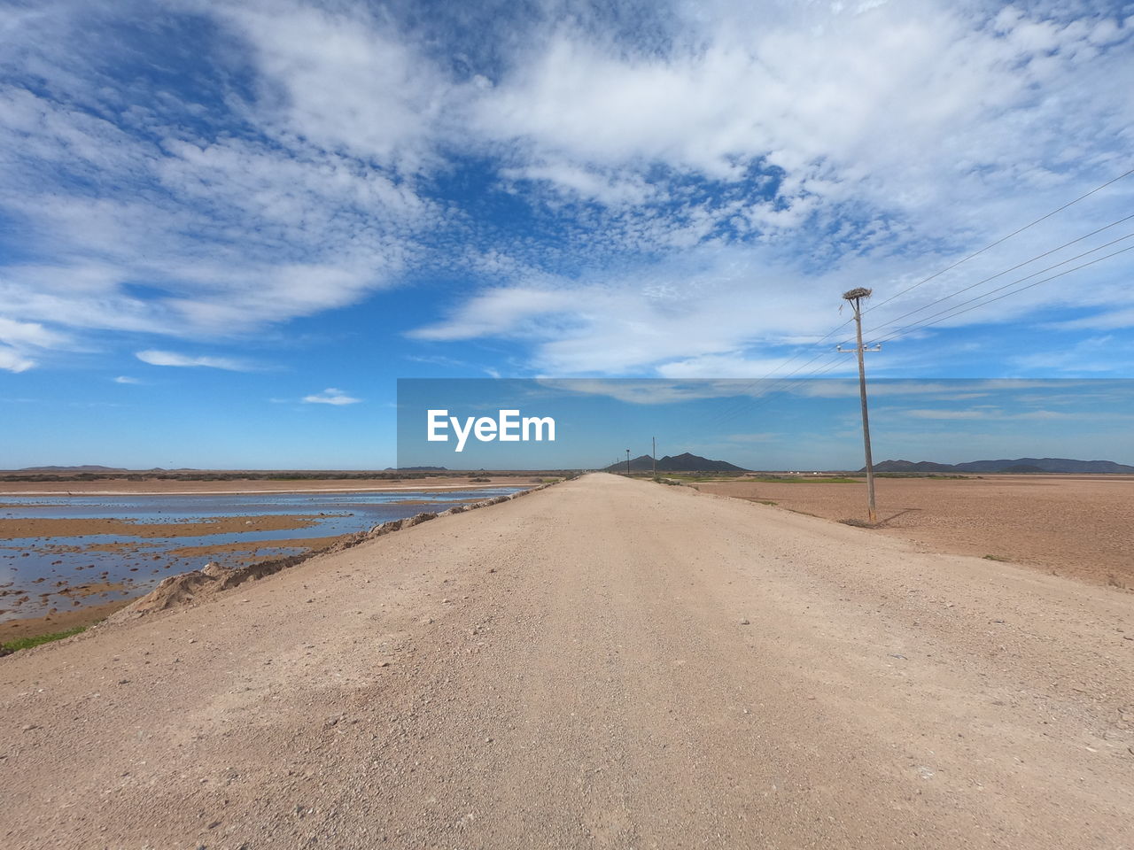 ROAD LEADING TOWARDS DESERT