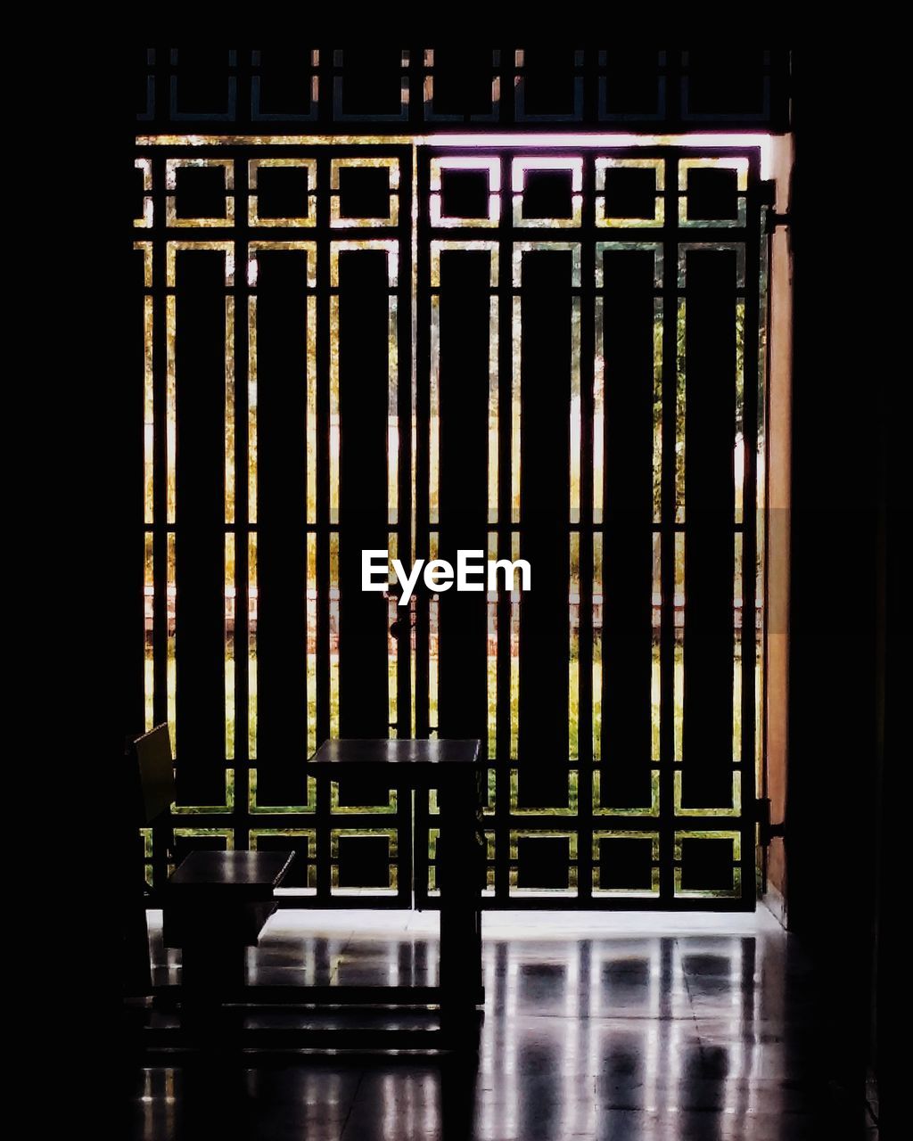 CLOSE-UP OF ILLUMINATED LIGHTS