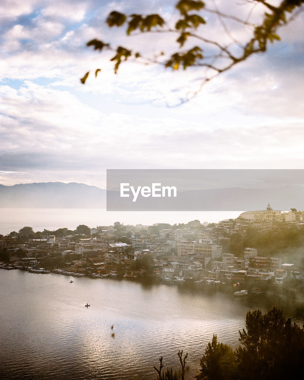 SCENIC VIEW OF RIVER AGAINST SKY