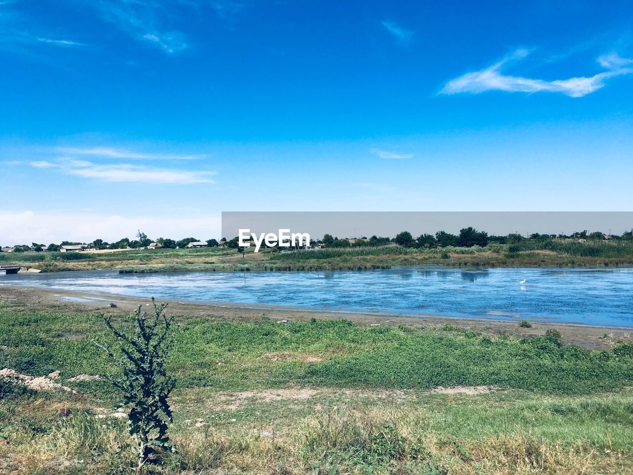 SCENIC VIEW OF LAND AGAINST SKY