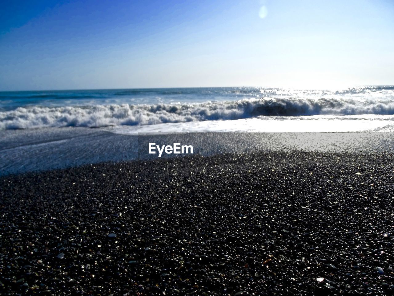 VIEW OF SEA AGAINST CLEAR SKY