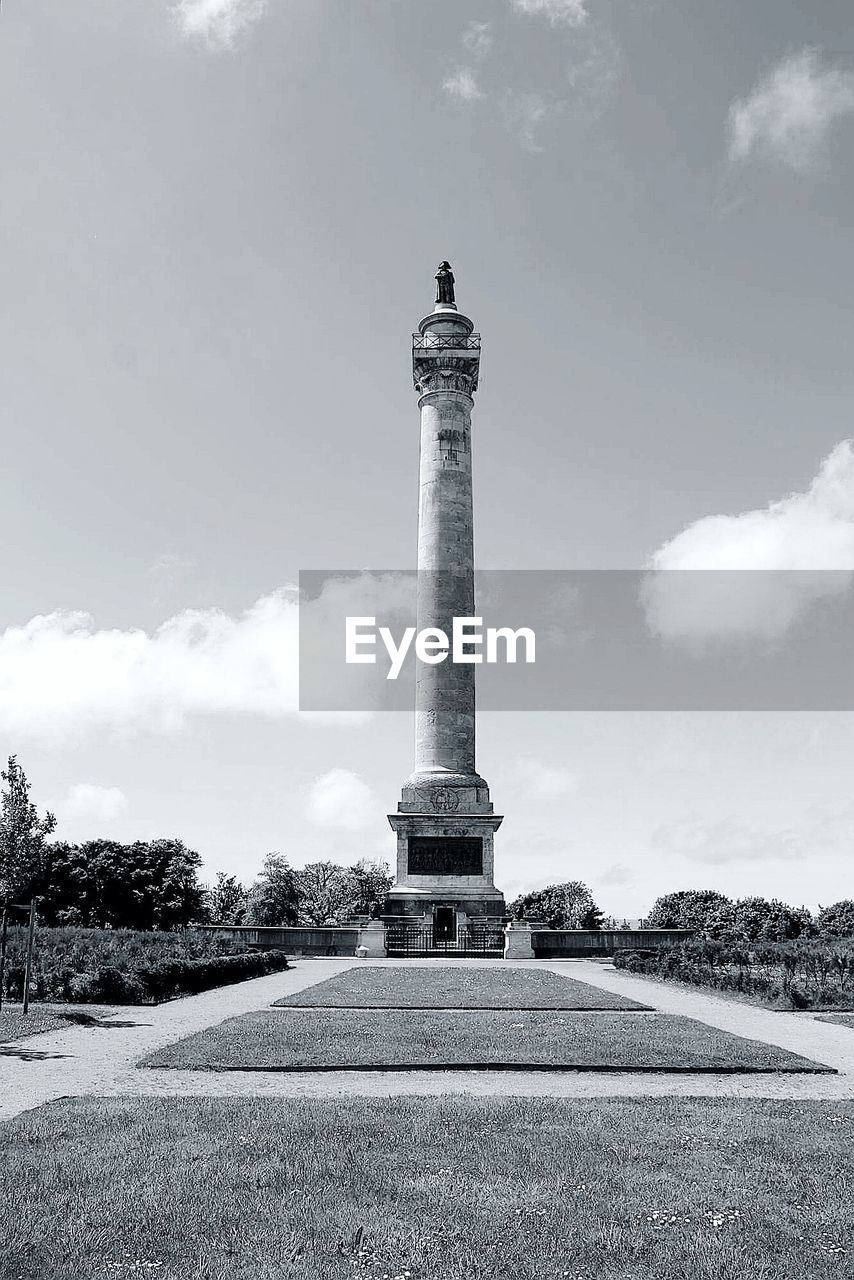 LOW ANGLE VIEW OF MONUMENT