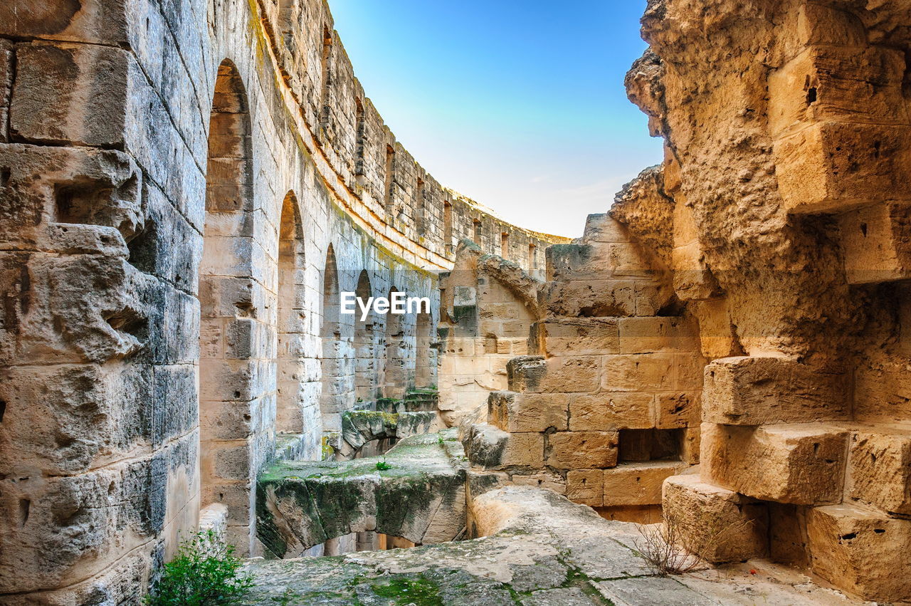 VIEW OF OLD RUINS