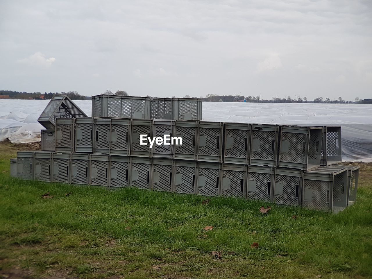 BUILT STRUCTURE ON SEA SHORE AGAINST SKY