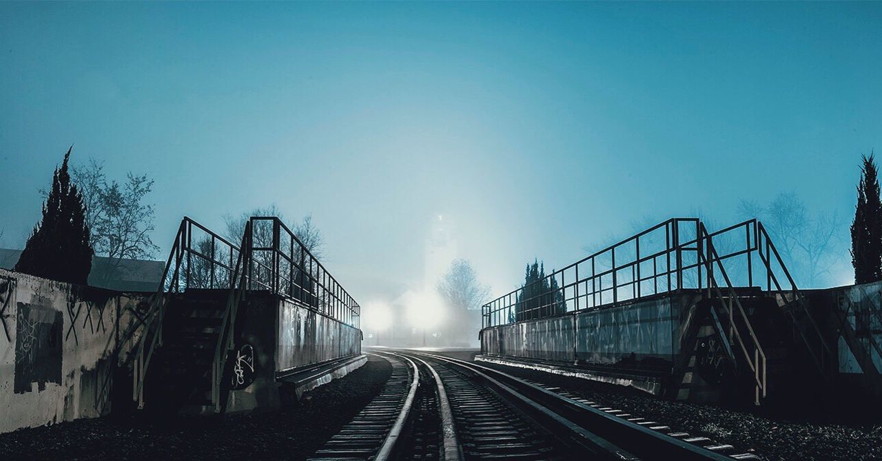 VIEW OF TUNNEL AGAINST SKY