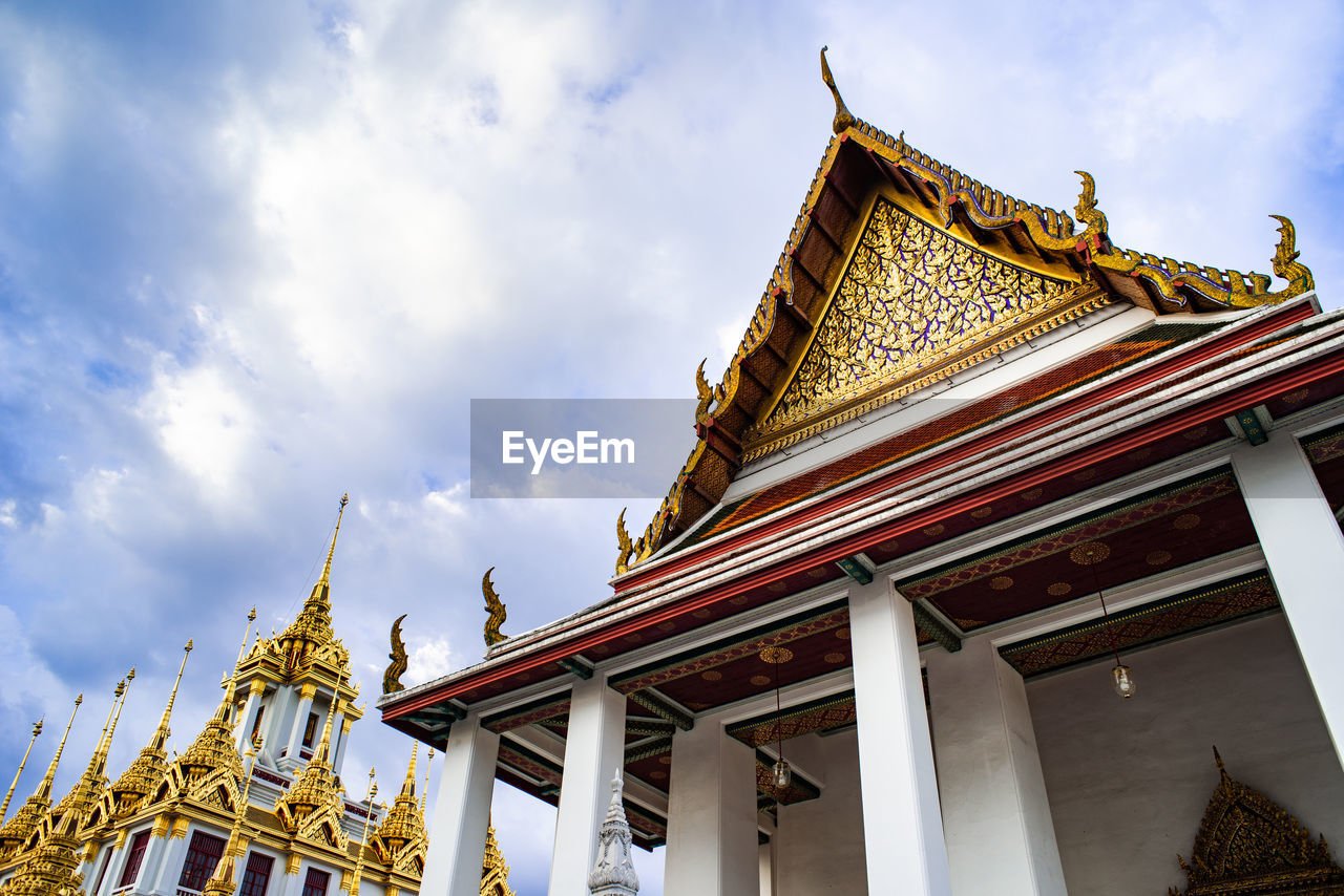 LOW ANGLE VIEW OF TEMPLE BUILDING