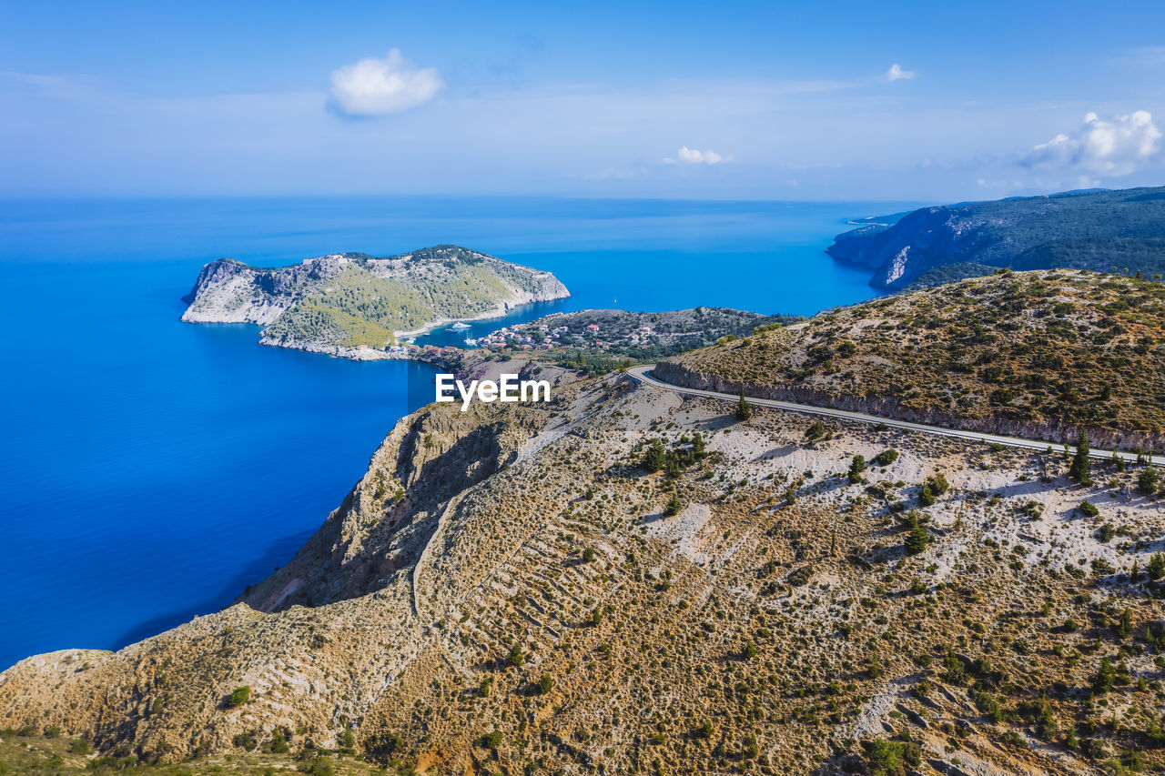 AERIAL VIEW OF SEA AGAINST SKY