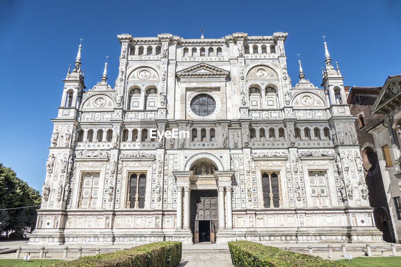 The certosa di pavia with his beautiful facade