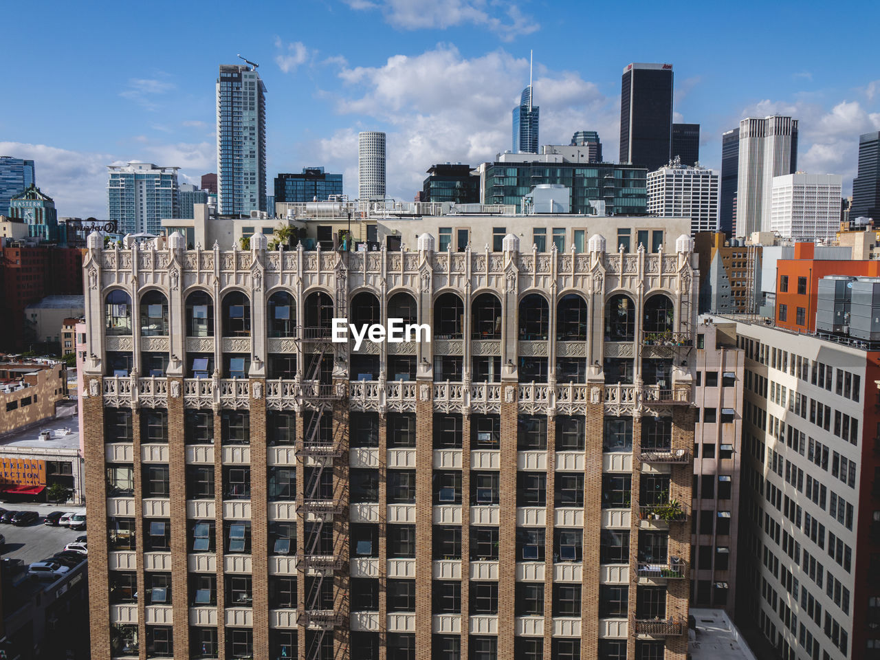 BUILDINGS AGAINST SKY IN CITY