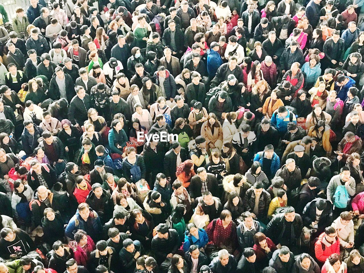 FULL FRAME SHOT OF CROWD