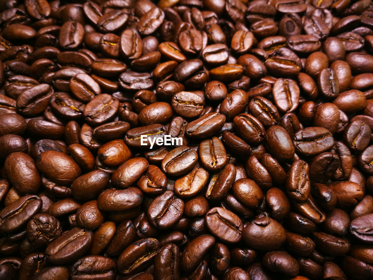 Full frame shot of roasted coffee beans