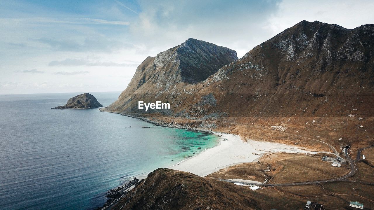 PANORAMIC VIEW OF SEA AGAINST SKY