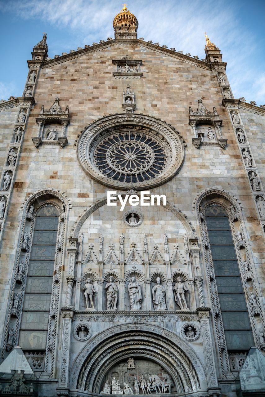 Low angle view of a como chatedral 