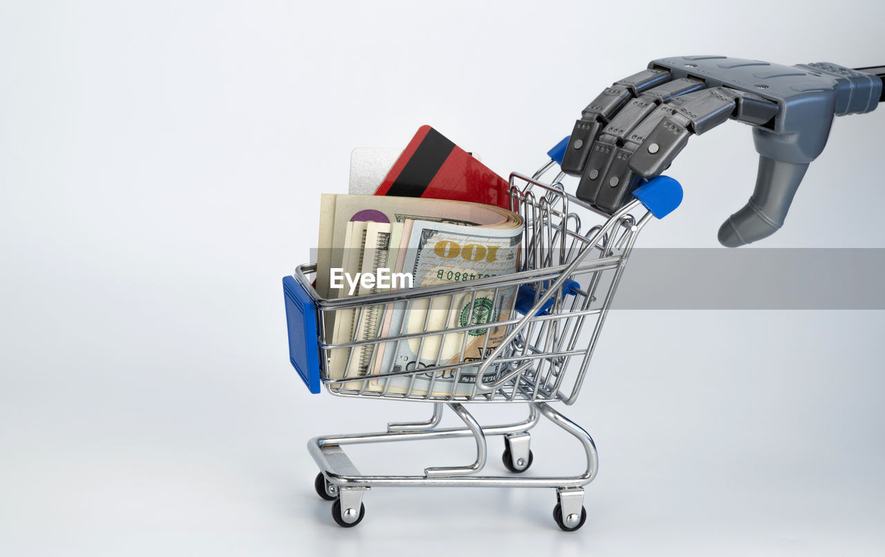 shopping cart, shopping, consumerism, retail, buying, cart, supermarket, store, vehicle, studio shot, indoors, customer, finance, cut out, business, sale, groceries, metal, business finance and industry, technology
